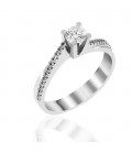 Ring whitegold with diamond