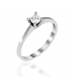 Ring whitegold with diamond