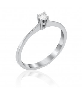 Ring whitegold with diamond