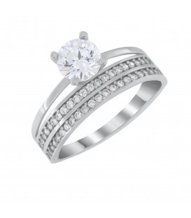 Ring whitegold with diamond