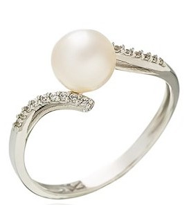 Ring whitegold with zircon and pearl